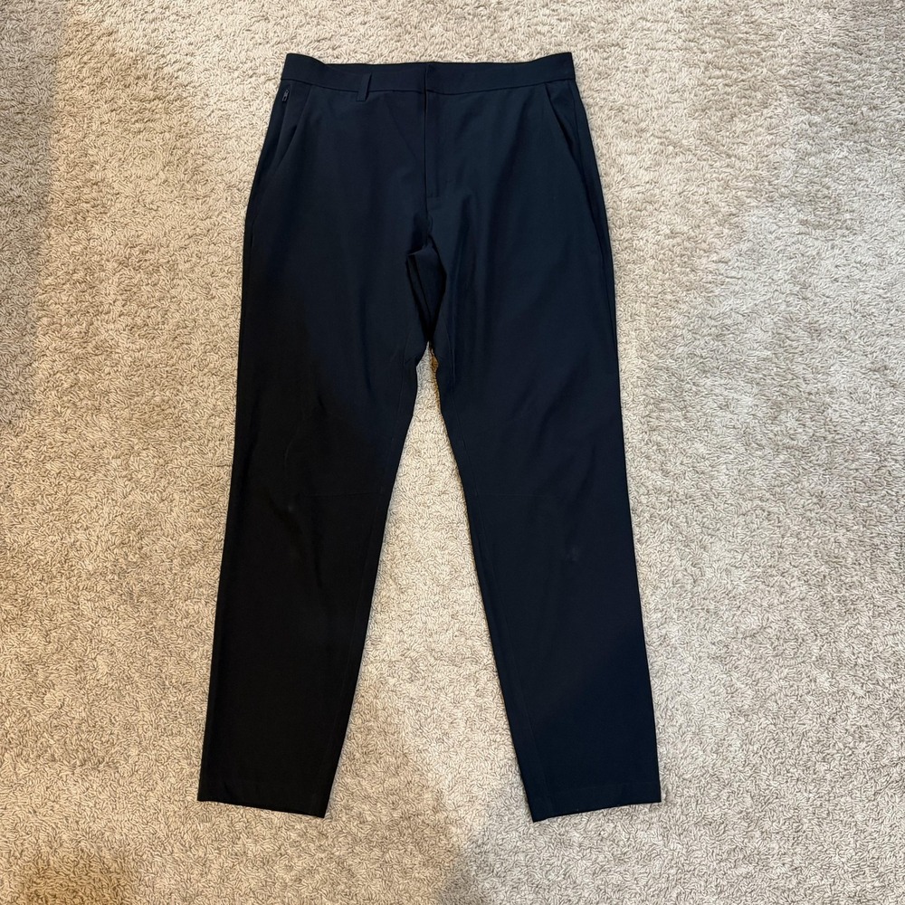 Fabletics Pants Mens 31x32 Black Slim Tapered Stretch Khakis Chino Golf Travel